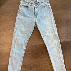 Levi’s 500 Light Blue High-Waisted Jeans